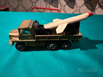 Dinky Toys Berliet Lancia Missile Razzo Nord R20