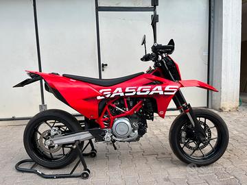 Gasgas sm700 2022