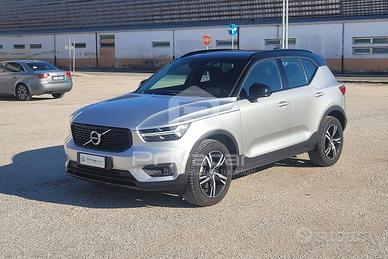 VOLVO XC40 D4 AWD Geartronic R-design