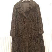 Pelliccia vera Astrakan nera sartoria italiana