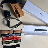 Apple watch serie 3 42mm + accessori vari