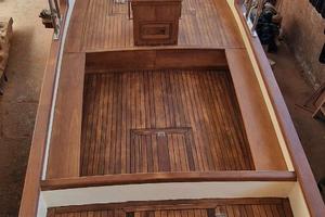 lancia in legno nuova