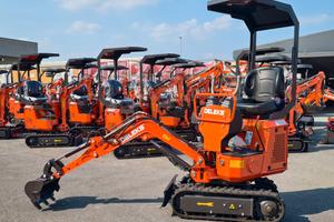 Miniescavatore cingolato 650 Kg con motore Loncin,