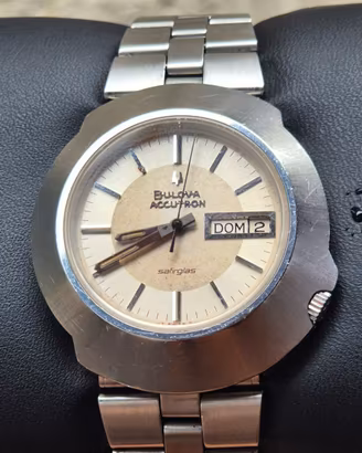 Bulova Accutron Zaffiro Raro Bracciale
