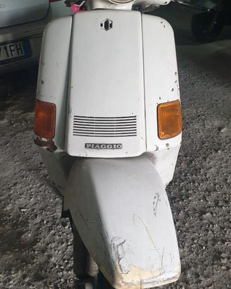 Vespa Cosa LX125