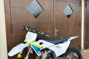 HUSQVARNA FC 350 2025