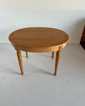 Tavolo ovale allungabile  in legno