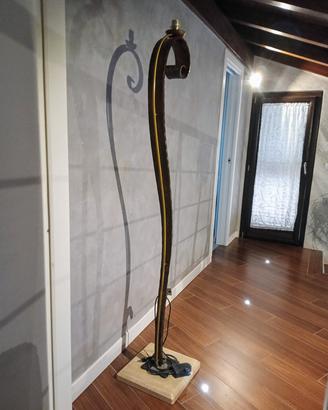 lampada con lastra in marmo