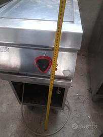 forno professionale e piastra elettrica