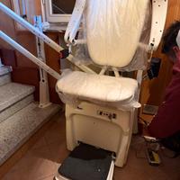 Montascale con seduta