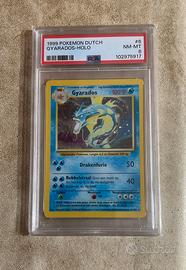 GYARADOS Carta pokemon Holo 1999 - PSA 8