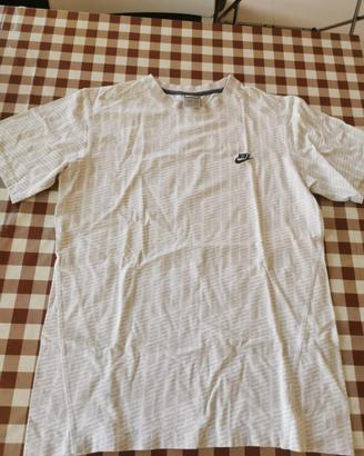 Thisrt nike