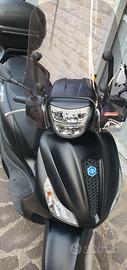 Piaggio Medley 150-2023