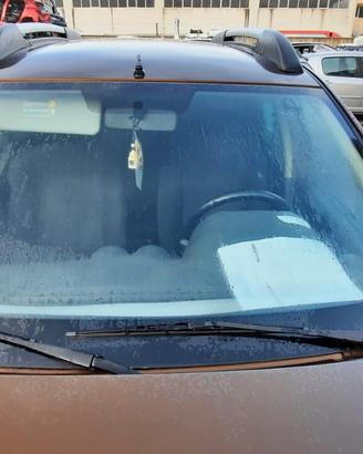DACIA DUSTER 2012 - PARABREZZA ANTERIORE