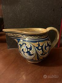 Caraffa in ceramica deruta