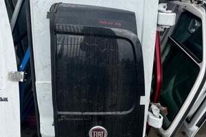 Porta post dx fiat fiorino 2010