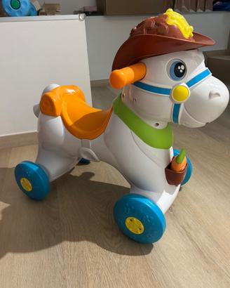 Cavallo a dondolo
