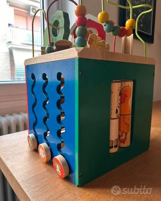 Cubo attività in legno