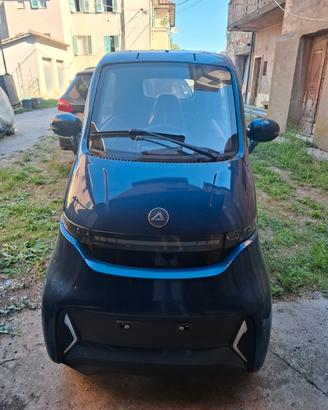 Minicar Elettrica Active