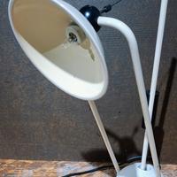 Lampada alogena a contrappeso da scrivania