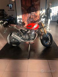 Triumph Scrambler 400 X