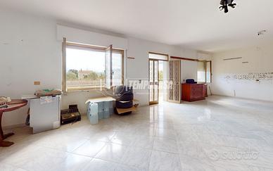 Appartamento con seminterrato 160mq