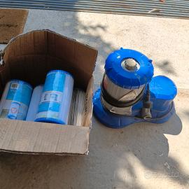pompa piscina con filtri nuovi