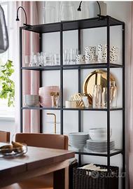 Scaffale ikea bordo nero e vetro