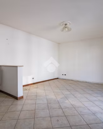 3 LOCALI A LUMEZZANE