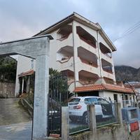 4 Vani con Cantina Via San Martino delle Scale