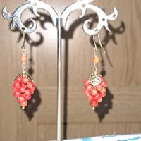 orecchini argento grappolo corallo. 