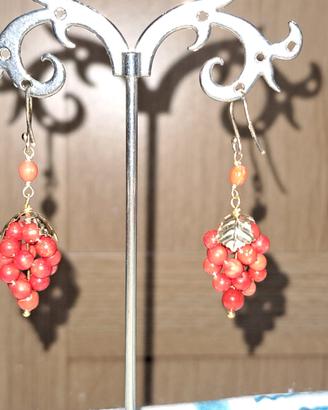 orecchini argento grappolo corallo. 