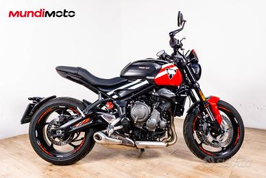 TRIUMPH TRIDENT 660 - 2025