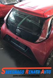 PARAURTI PORTELLONE FARO TOYOTA AYGO 2014-2021