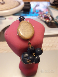 Mono orecchino perline verdi