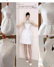 Abito da sposa o da sera elegante.