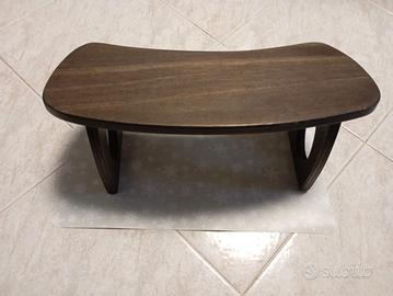 Banchetto per meditazione e yoga