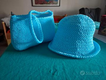 Cappello e borsetta