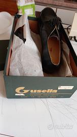 scarpe vernice Gusella, n.33