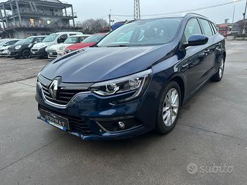 Renault Megane Mégane Sporter Blue dCi 115 CV EDC 