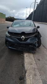 Ricambi Renault Clio 5 2025 1.6 E-Tech H4M632