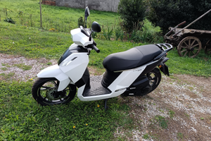 Scooter Peugeot Tweet 125cc
