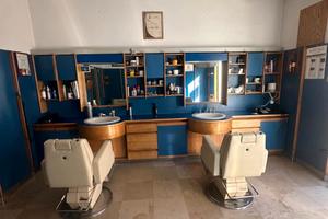 Cessione attività di barbiere parrucchiere uomo