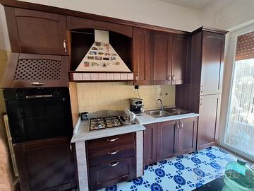 Cucina Classica in Legno gratis