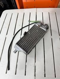 Radiatore destro hm 50