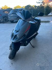 Scooter F12 Phantom versione spectrum