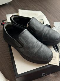 Gucci GG Supreme Slip-On 'Black' 407362-KWZKO-1082
