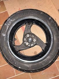 cerchi da 12 per f12(montano anche su aereox)