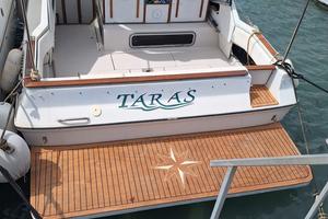 Sea Ray 9mt 6 posti letto 2x260cv