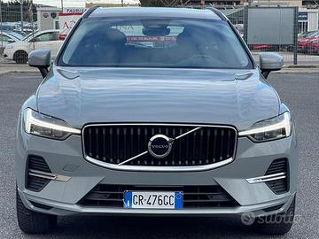 VOLVO XC60 B4 automatico Essential Diesel MILD H
